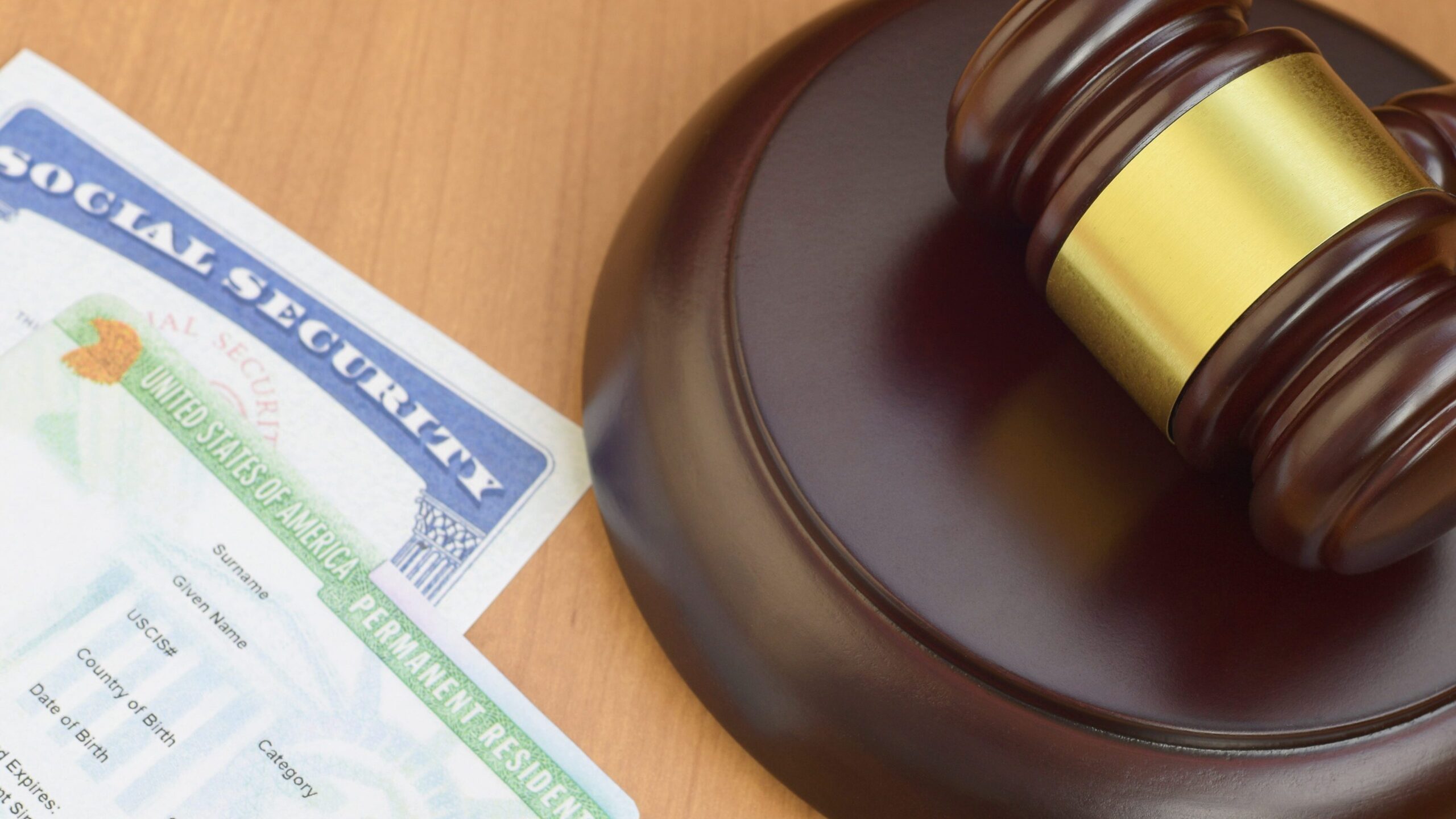 Justice mallet and United States Social Security SSN number and Permanent resident green card from DV-lottery